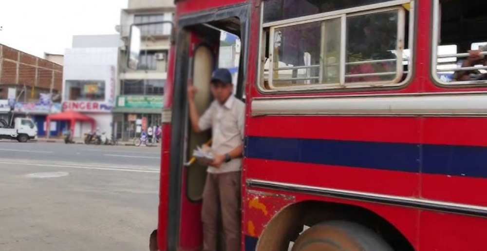 අපරික්ෂාකාරීව ධාවනය වන බස් රථ ගැන දැනුම්දෙන්න