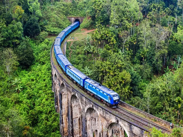 දුම්රිය ඊ ටිකට් ජාවාරමේ සැකකරුවෙක් අත්අඩංගුවට