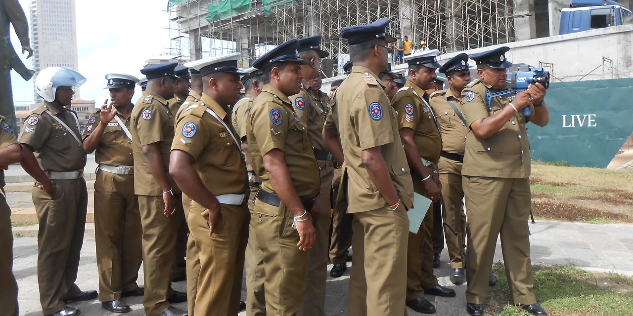 පොලිසියට ආපු අලුත් Speed Gun එක ගැන දන්නවා ද.?