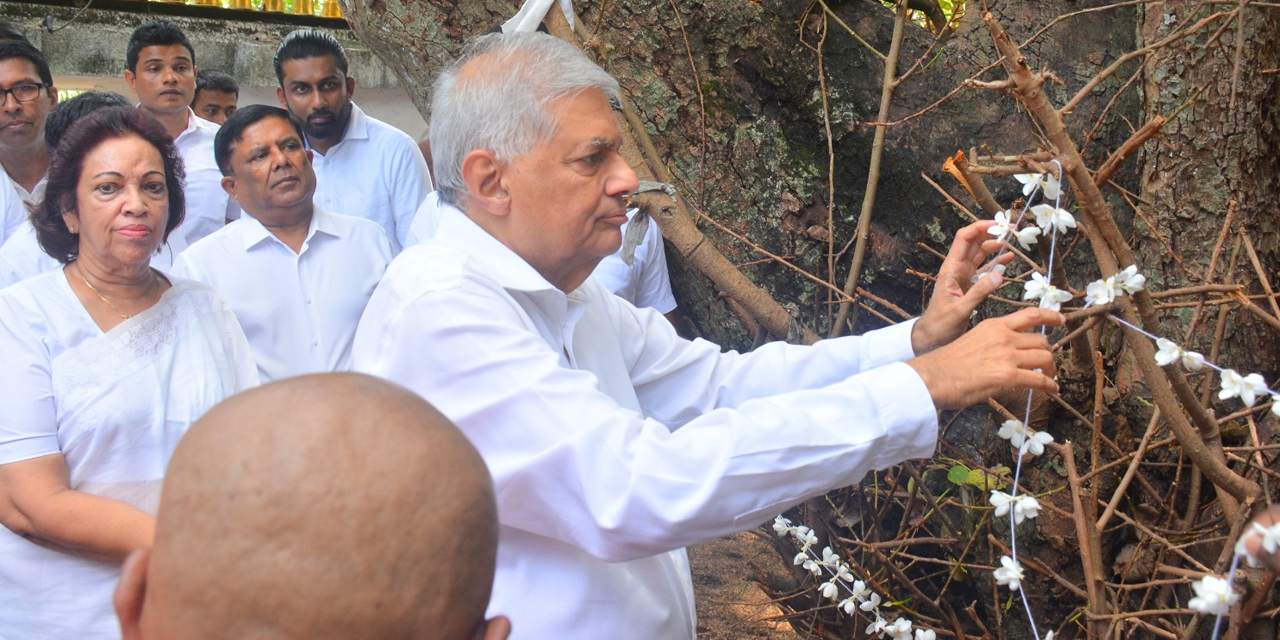 රනිල් රටට අගතිගාමී තීන්දු තීරණ ගත්තේ නැහැ..! – දොඩම්පහල රාහුල නාහිමියන් රනිල් රටට අගතිගාමී තීන්දු තීරණ ගත්තේ නැහැ..! – දොඩම්පහල රාහුල නාහිමියන්