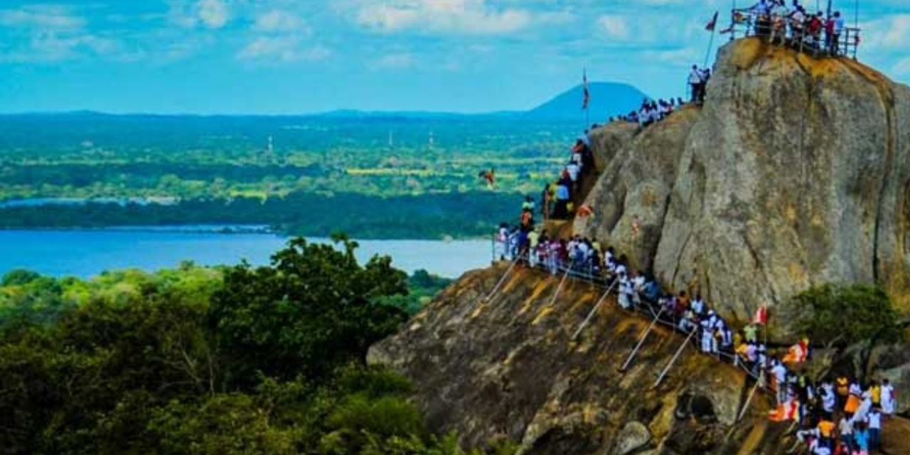 මෙවර පොසොන් උත්සවය රාජ්‍ය අනුග්‍රහය සහිතව