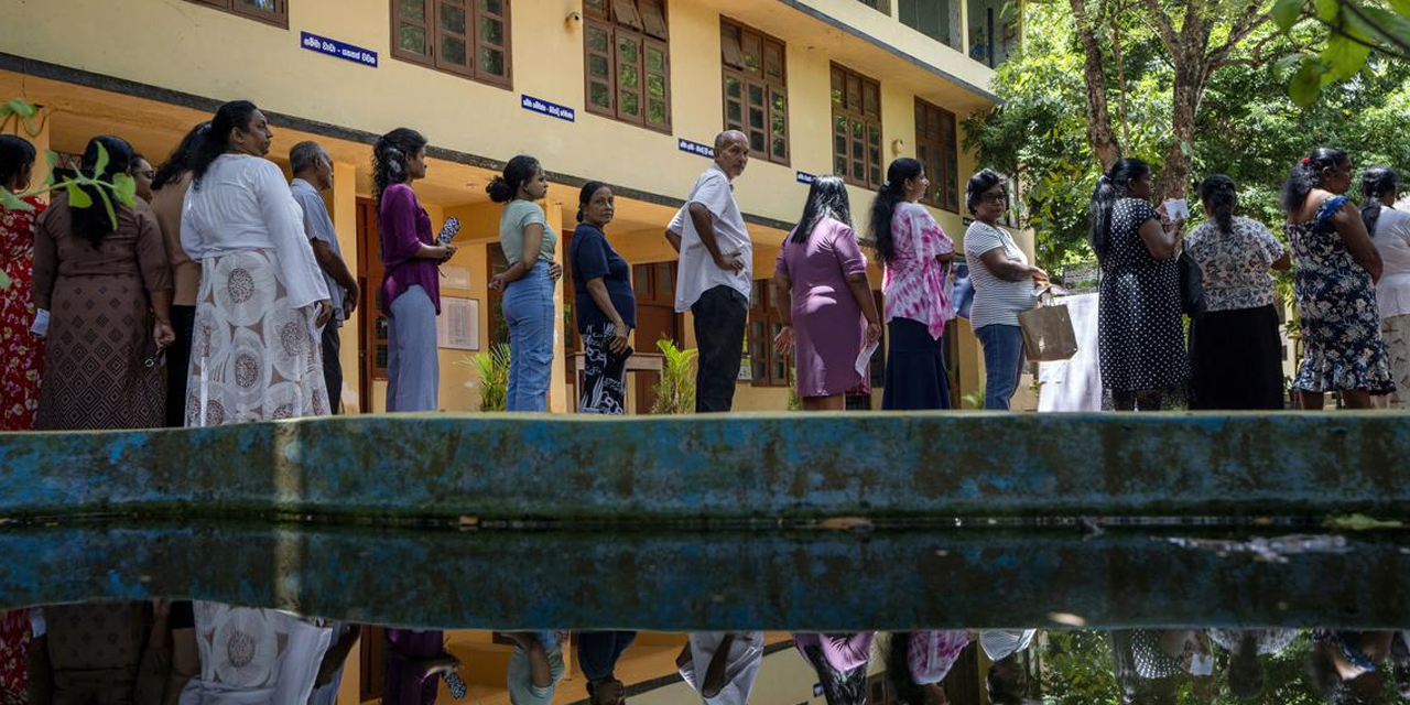 පළාත් පාලන මැතිවරණයේදී ඡන්දය දෙන හැටි මෙන්න පළාත් පාලන මැතිවරණයේදී ඡන්දය දෙන හැටි මෙන්න