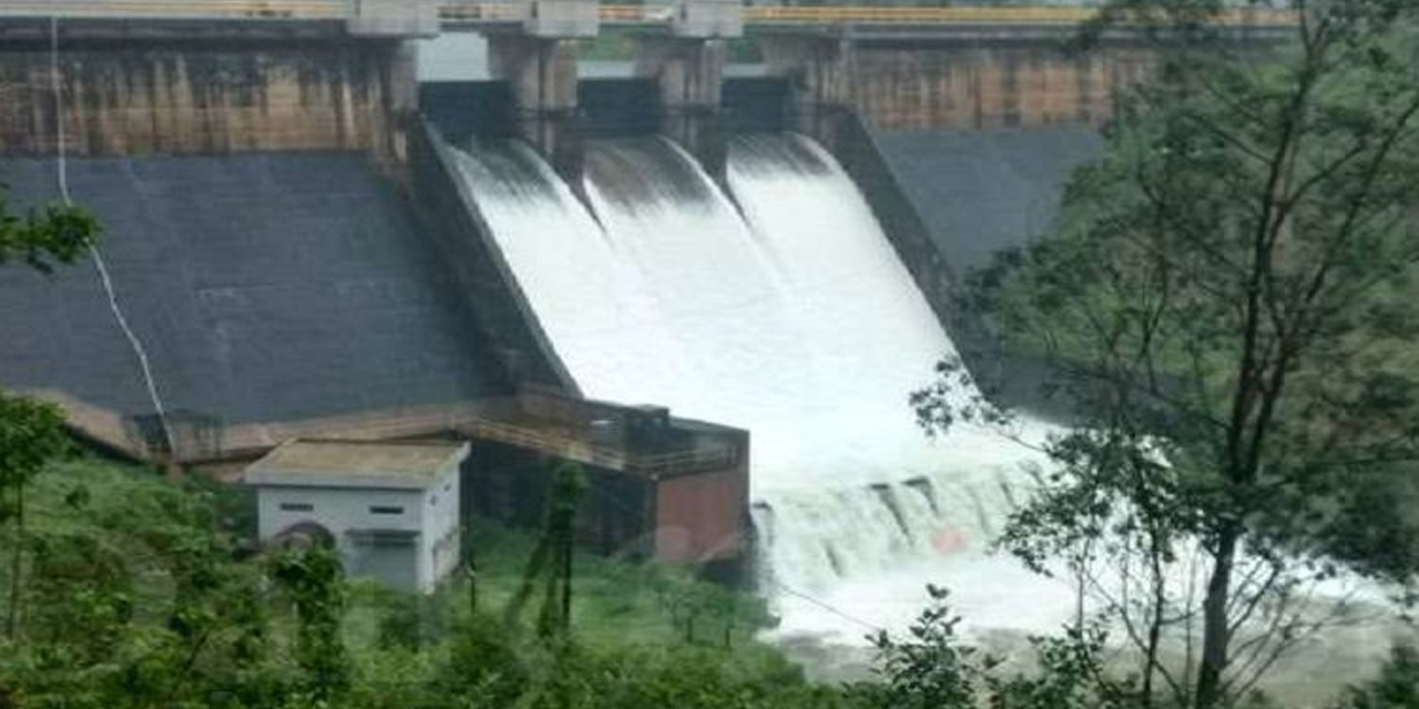 මධ්‍යම කඳුකරයට ඉතා තද වැසි