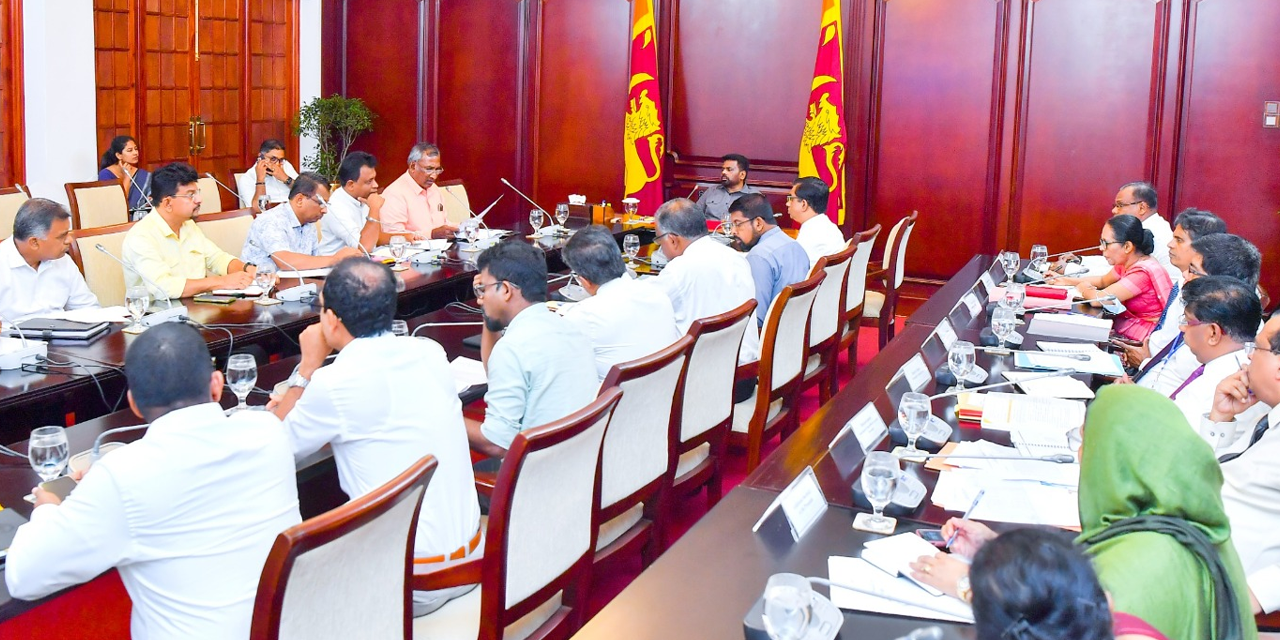 ජනපති ඊළඟ අයවැයේ වැඩ ආරම්භ කරයි ජනපති ඊළඟ අයවැයේ වැඩ ආරම්භ කරයි