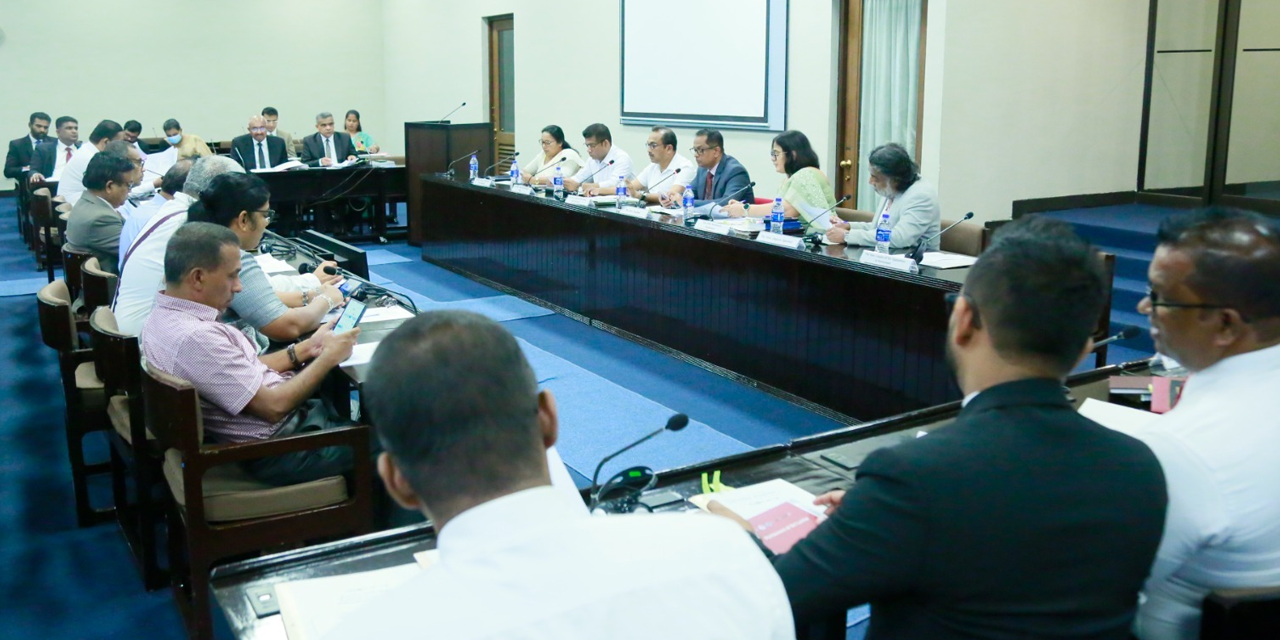 පාර්ලිමේන්තුව මැයි 8 සහ 9 රැස්වෙයි පාර්ලිමේන්තුව මැයි 8 සහ 9 රැස්වෙයි