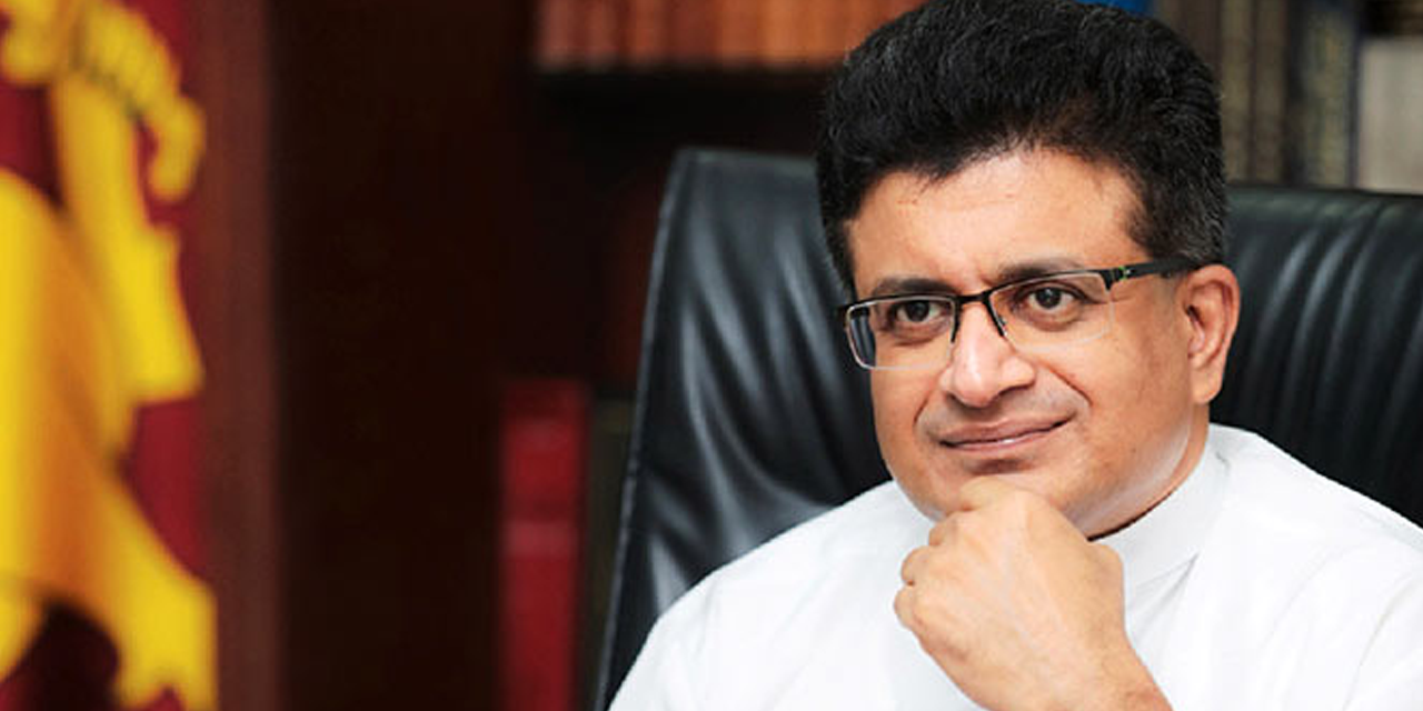 ගම්මන්පිල අපරාධ පරීක්ෂණ දෙපාර්තමේන්තුවෙන් පිටව යයි ගම්මන්පිල අපරාධ පරීක්ෂණ දෙපාර්තමේන්තුවෙන් පිටව යයි