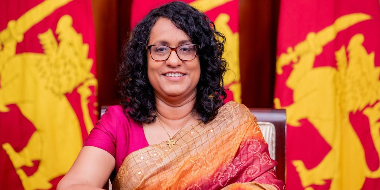 අගමැතිනිය කැනඩාවට අගමැතිනිය කැනඩාවට
