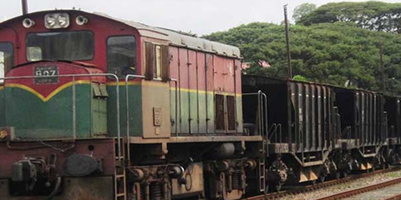 මහනුවර සහ මාතලේ දුම්රිය මාර්ගයේ පාර්සල් භාරගැනීම තාවකාලිකව නතර කරයි මහනුවර සහ මාතලේ දුම්රිය මාර්ගයේ පාර්සල් භාරගැනීම තාවකාලිකව නතර කරයි