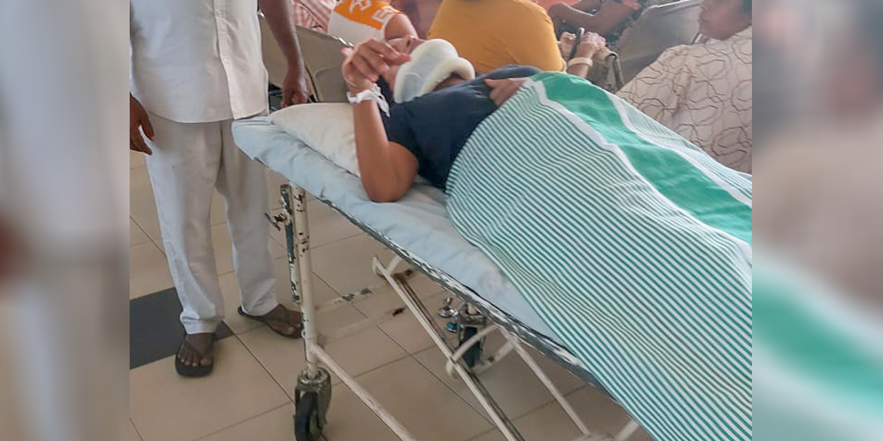 කොළඹ නාගරික මන්ත්රීනි යූ සඳමාලිට පහරදීමේ සිද්ධියට අත්අඩංගුවට ගත් සැකකරුවන්ට ඇප කොළඹ නාගරික මන්ත්රීනි යූ සඳමාලිට පහරදීමේ සිද්ධියට අත්අඩංගුවට ගත් සැකකරුවන්ට ඇප