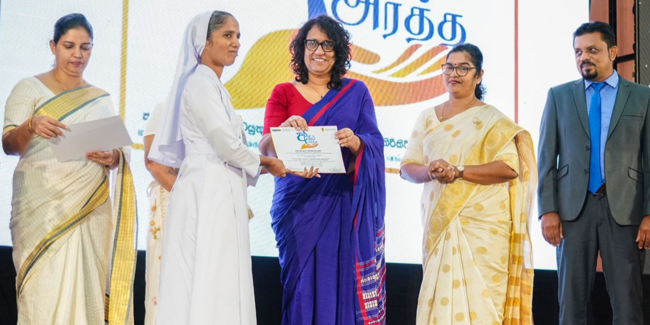 වීදි ළමුන්ට රුපියල් 5000ක දීමනාව ලබාදීම ඇරඹෙයි වීදි ළමුන්ට රුපියල් 5000ක දීමනාව ලබාදීම ඇරඹෙයි