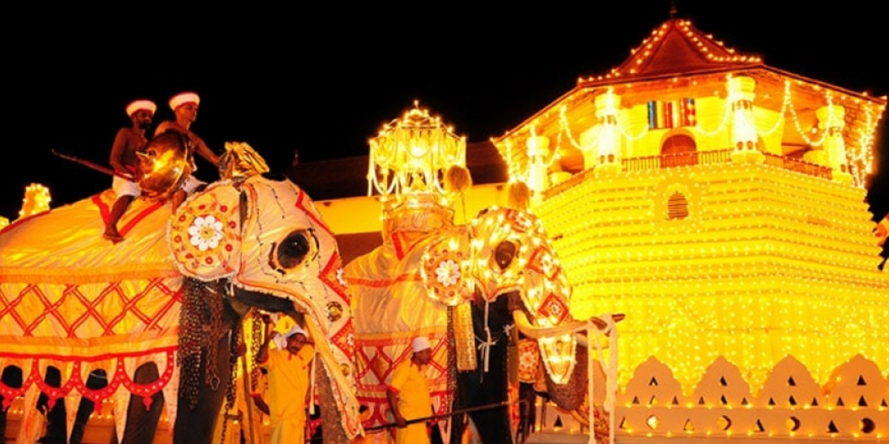 ඇසළ පෙරහැරට දින නියම වෙයි