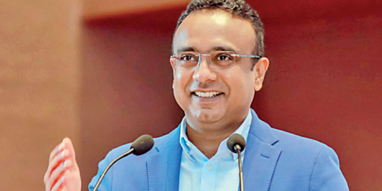 මනූෂ නානායක්කාරගේ පෞද්ගලික ලේකම් අත්අඩංගුවට