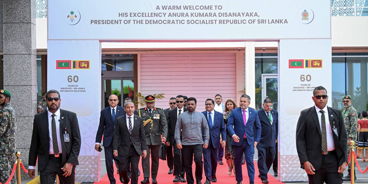 ජනපති මාලදිවයිනට ළඟා වෙයි ජනපති මාලදිවයිනට ළඟා වෙයි