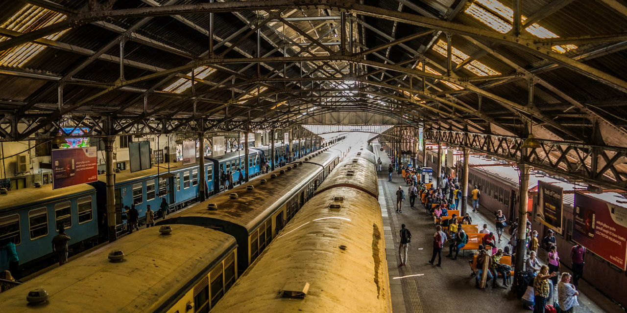 දුම්රිය වර්ජනය අත්හිටුවයි දුම්රිය වර්ජනය අත්හිටුවයි
