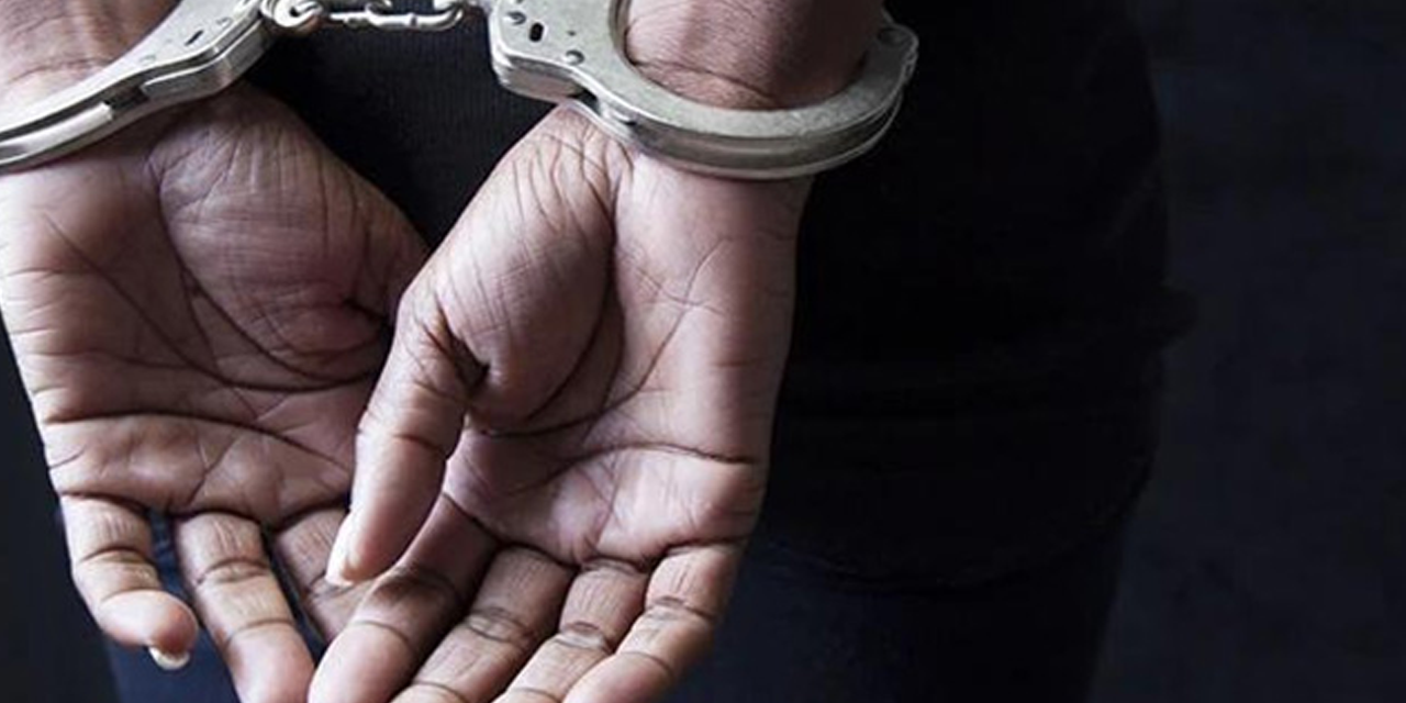 මිලියන 57කට අධික වටිනාකමකින් යුත් කුෂ් මත්ද්රව්ය සමඟ කාන්තාවක් අත්අඩංගුවට මිලියන 57කට අධික වටිනාකමකින් යුත් කුෂ් මත්ද්රව්ය සමඟ කාන්තාවක් අත්අඩංගුවට