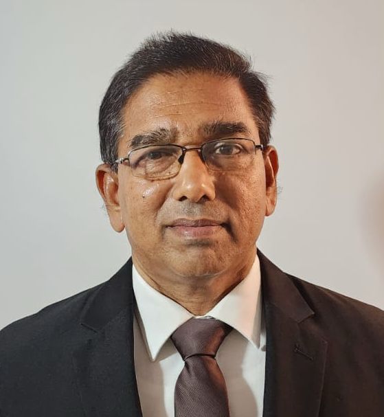 රේගුවට නව මාධ්ය ප්රකාශකවරයෙක් රේගුවට නව මාධ්ය ප්රකාශකවරයෙක්