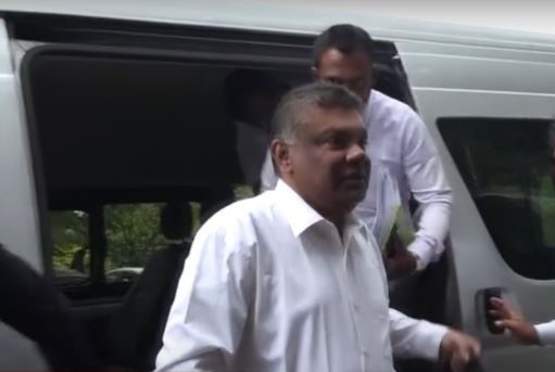 ජ්යෙෂ්ඨ පොලිස් අධිකාරි සතිෂ්ට ඇප විදෙස් ගමන් තහනම් ජ්යෙෂ්ඨ පොලිස් අධිකාරි සතිෂ්ට ඇප විදෙස් ගමන් තහනම්