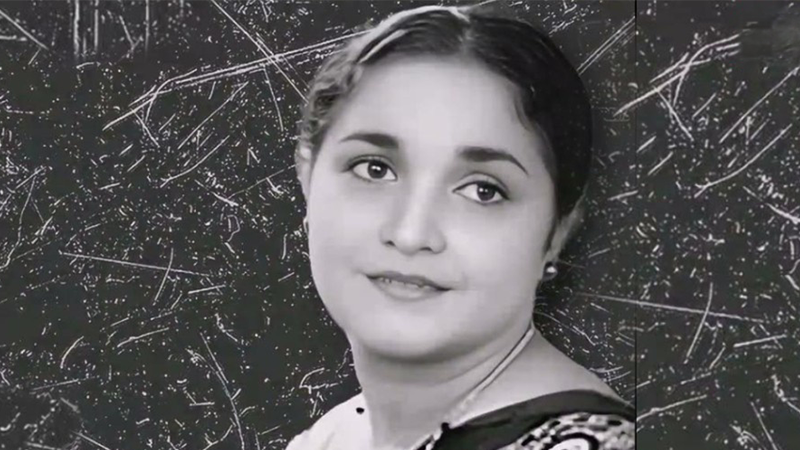 මල් කෙල්ලක් මං කිව්ව චන්ද්‍රානි සමුගනී