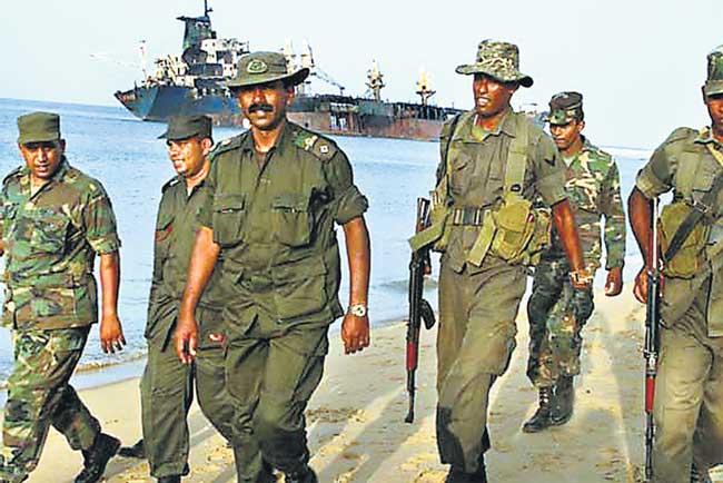 ත්රිවිධ හමුදාවේ 54087ක් සේවය හැර ගිහින් ත්රිවිධ හමුදාවේ 54087ක් සේවය හැර ගිහින්