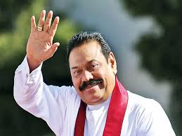 මහින්ද අනුරට අත වනයි