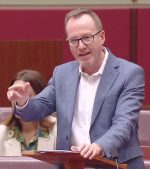 පාසල් දැරියන්ට බෝම්බ දාන ට්‍රම්ප්ට උදව් දීම ලැජ්ජාවක්