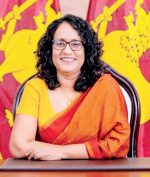 ශ්‍රී ලාංකේය සමාජයේ සහ ආර්ථිකයේ සැබෑ ජීවය වන්නේ අපේ කාන්තාවයි.