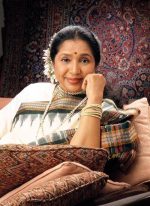 ප්‍රවීණ ගායන ශිල්පිනී ආශා බෝස්ලේ රෝහල්ගත කෙරේ