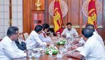 පාර්ලිමේන්තු මන්ත්‍රී මනෝ ගනේෂන් ජනපති හමුවෙති -පක්ෂ සාමාජිකයන් ජනපති හමුවෙයි