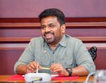 ජනතාවගේ පානීය ජල ගැටලුව විසඳීමට අදාළ ව්‍යාපෘති කඩිනම් කරන්න  ජනපතිගෙන් නිලධාරීන්ට උපදෙස්