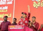 විශාල සම්පත් ප්‍රමාණයක් ඇති  මේ රට නාස්ති වුණේ පාලකයන්ගේ තිබුණ දූෂණය සහ නොහැකියාව නිසයි – රත්නපුර මැයි රැලියේදී අගමැති හරිනි කියයි